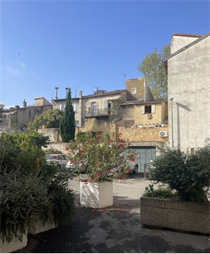 appartement à la vente -   84000  AVIGNON, surface 65 m2 vente appartement - APR696380